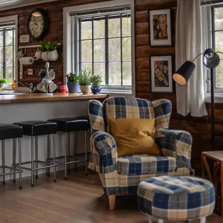 Fidjeland 61 * Tjorhom