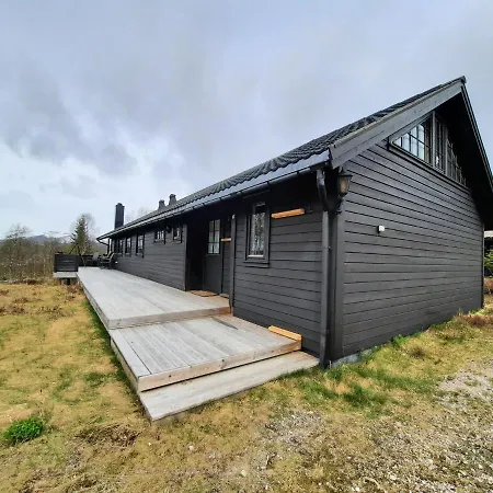 Fidjeland 61 * Tjorhom