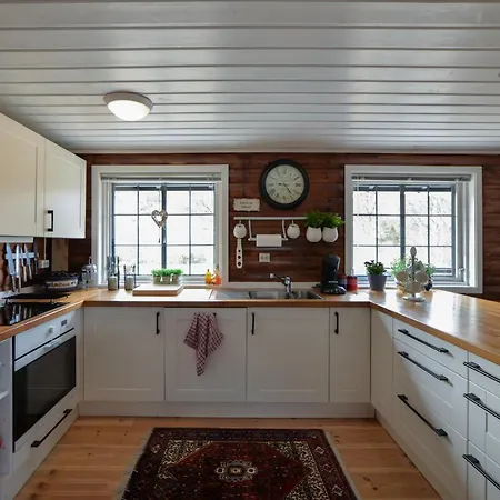 Fidjeland 61 * Tjorhom