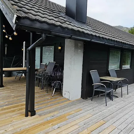 Fidjeland 61 * Tjorhom